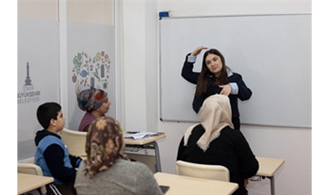 B&uuml;y&uuml;kşehir&rsquo;den gebelikten 3 yaşına kadar &uuml;cretsiz sağlık ve eğitim desteği