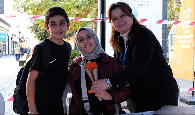 B&uuml;y&uuml;kşehir'den kadına şiddete turuncu farkındalık