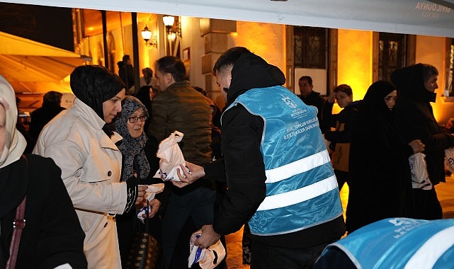 B&uuml;y&uuml;kşehir&rsquo;den kandil simidi ikramı