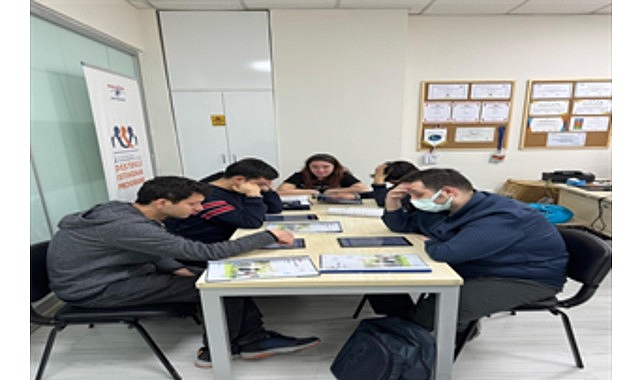 B&uuml;y&uuml;kşehir&rsquo;in n&ouml;ro-&ccedil;eşitli gen&ccedil;ler i&ccedil;in istihdam atağı s&uuml;r&uuml;yor
