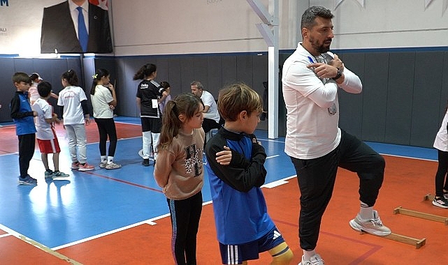 B&uuml;y&uuml;kşehir&rsquo;in sportif yetenek &ouml;l&ccedil;&uuml;m&uuml; İzmir&rsquo;e yayılıyor