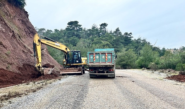 B&uuml;y&uuml;kşehir&rsquo;in Yol &Ccedil;alışmaları Hız Kesmeden S&uuml;r&uuml;yor