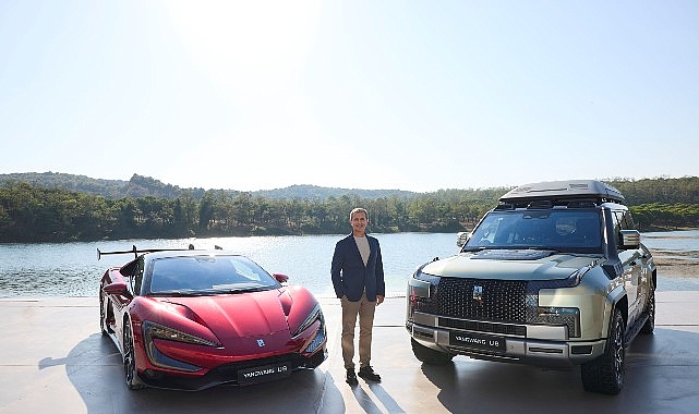 BYD T&uuml;rkiye, Y&uuml;zen, Kendi Etrafında D&ouml;nen ve Zıplayabilen Ara&ccedil;larıyla T&uuml;rkiye&rsquo;de Teknoloji Şovu Yaptı