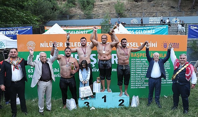 &Ccedil;alı&rsquo;da başpehlivan Mehmet Yeşil Yeşil oldu
