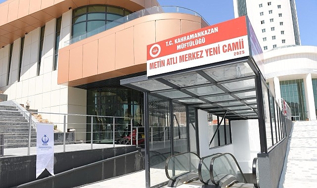 Cami Dualarla İbadete A&ccedil;ıldı