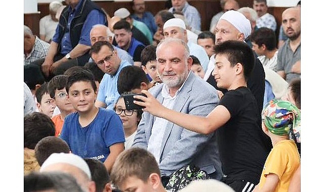 Canik'te Camiler &Ccedil;ocuk Sesleriyle Şenlendi