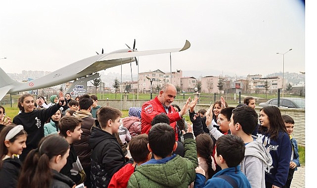 Canik'te &Ouml;zdemir Bayraktar'a Duygu Dolu Anma