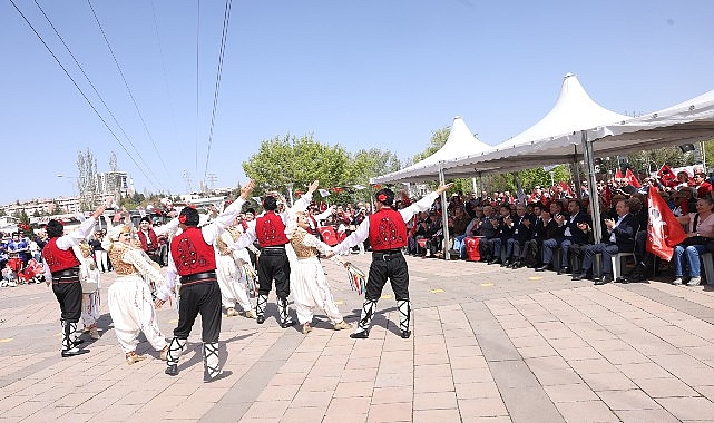 &Ccedil;ankaya&rsquo;da 23 Nisan Coşkusu Atapark&rsquo;ta Başladı