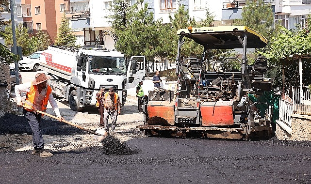 &Ccedil;ankaya'da asfalt &ccedil;alışmaları s&uuml;r&uuml;yor ASFALT &Ccedil;ALIŞMALARI S&Uuml;R&Uuml;YOR
