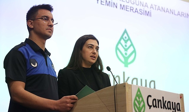 &Ccedil;ankaya'da "Yemin" Heyecanı: &Ccedil;ankaya'nın Yeni Memurları Yemin Ederek G&ouml;reve Başladı