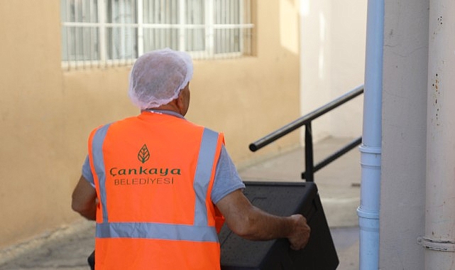 &Ccedil;ankaya'dan Her G&uuml;n 2 Bin &Ouml;ğrenciye Sıcak &Ouml;ğle Yemeği