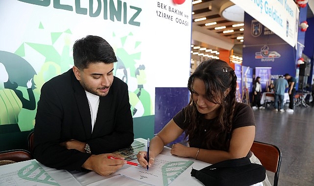 &Ccedil;ankaya&rsquo;dan &Uuml;niversitelilere Sıcak Karşılama