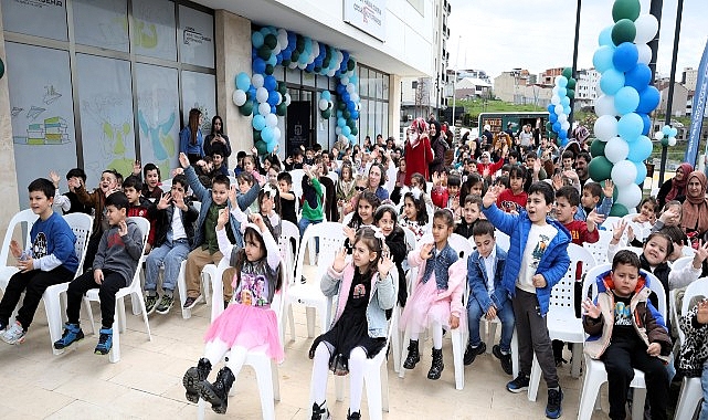 &Ccedil;ayırova&rsquo;da t&uuml;m yollar okumaya &ccedil;ıktı