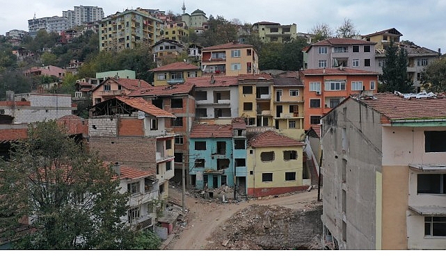 Cedit'te değişim, "Gece ve G&uuml;nd&uuml;z" gibi