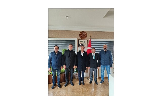&Ccedil;elik&rsquo;ten Başkan Vekili H&uuml;seyin &Ccedil;elik&rsquo;e ziyaret
