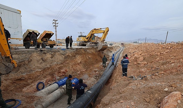 &Ccedil;evre Yolu &Ccedil;alışması Nedeniyle İ&ccedil;me Suyu Hattı Yenileniyor