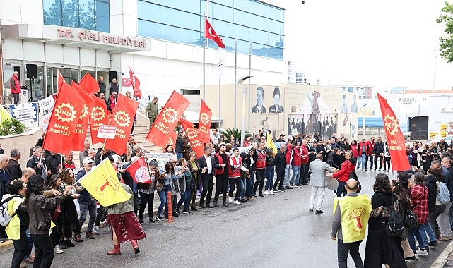 &Ccedil;iğli&rsquo;de 1 Mayıs Coşkusu: Başkan Yıldız Emek&ccedil;ilerle Omuz Omuza