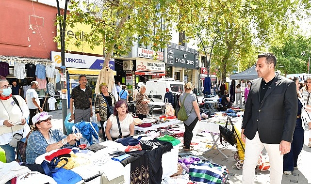&Ccedil;iğli&rsquo;de dayanışma ve s&uuml;rd&uuml;r&uuml;lebilirlik buluştu: 2. El eşya ve kıyafet kermesi yoğun ilgi g&ouml;rd&uuml;