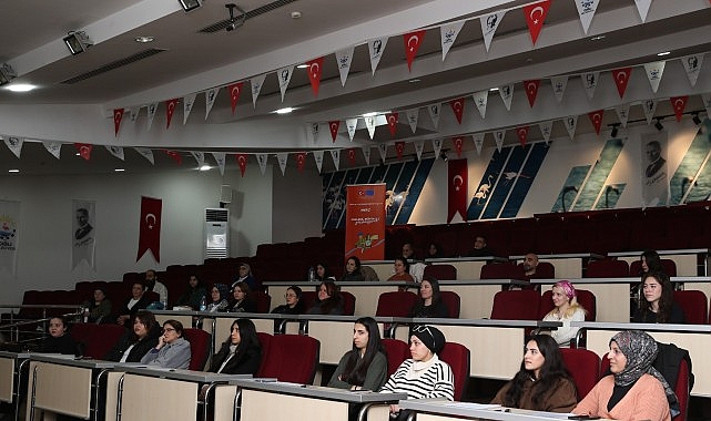 &Ccedil;iğli&rsquo;de İstihdam Garantili Kurslara Yoğun İlgi