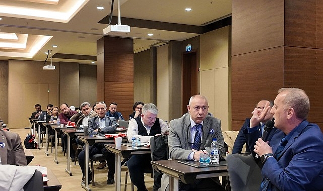 &Ccedil;inli &uuml;reticiler ile T&uuml;rk iş insanları İstanbul'da bir araya geldi