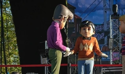 &Ccedil;izgi film karakterleri Karneval&rsquo;da sahne aldı