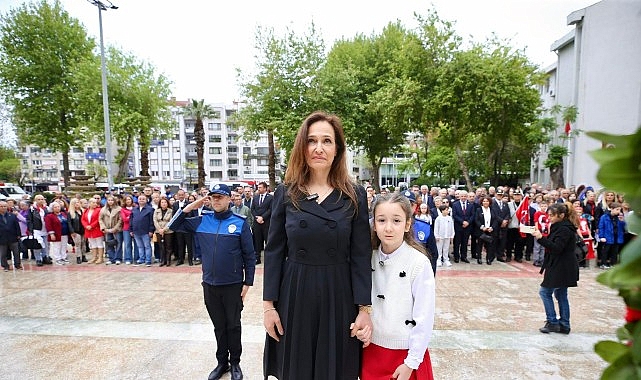 &Ccedil;ocuk dostu kent Karşıyaka&rsquo;da 23 Nisan coşkusu