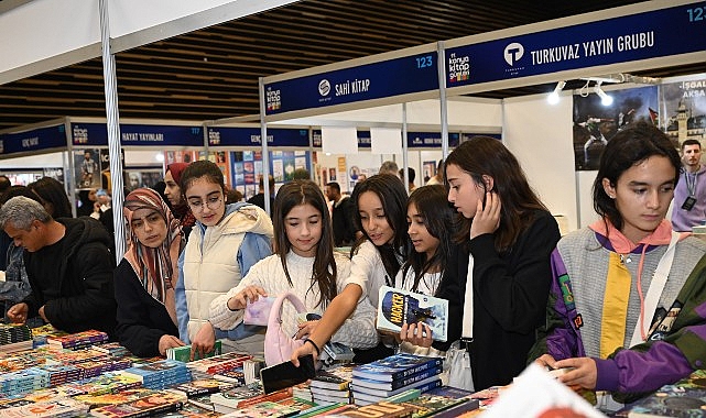 &Ccedil;ocuk Kitap G&uuml;nleri 23 Nisan&rsquo;da Kapılarını A&ccedil;ıyor
