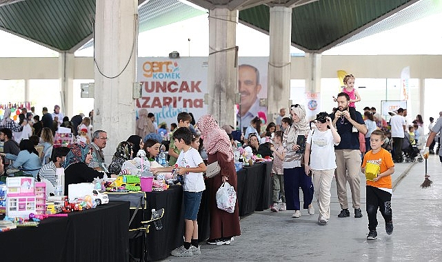 &Ccedil;ocuklar Gen&ccedil; KOMEK 2. El Oyuncak Pazarı İle Farkındalık Kazanıyor