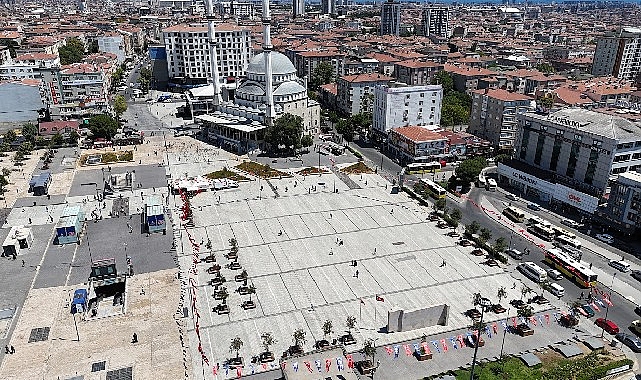 Cumhurbaşkanı Erdoğan&rsquo;ın Bayrak &Ccedil;ağrısı Bağcılar&rsquo;da Karşılık Buldu