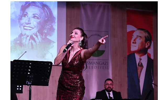 Cumhuriyet Divası M&uuml;zeyyen Senar Osmangazi&rsquo;de Şarkılarla Anıldı