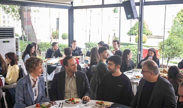&Ccedil;YDD Bornova&rsquo;da yeni &uuml;yelerle buluşma