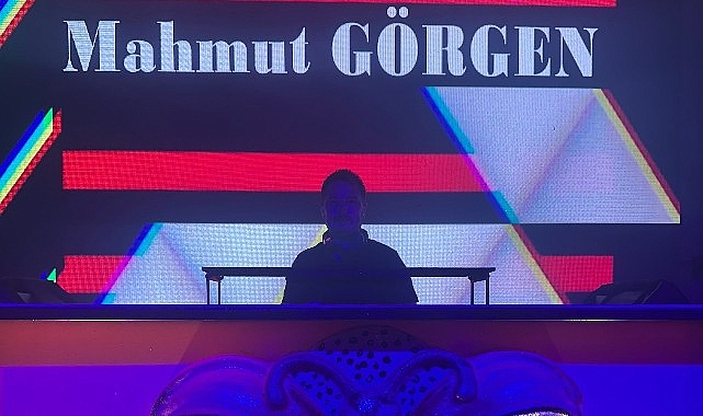 Dans Etmeyen Kalmadı: Mahmut G&ouml;rgen Butterfly Party&rsquo;yi U&ccedil;urdu!