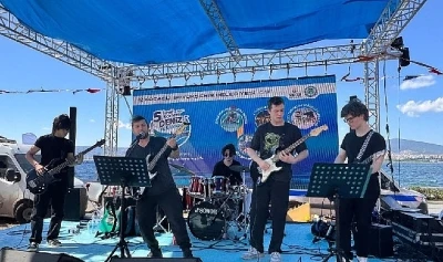 Deniz Festivali, Değirmendere&rsquo;yi renklendirdi