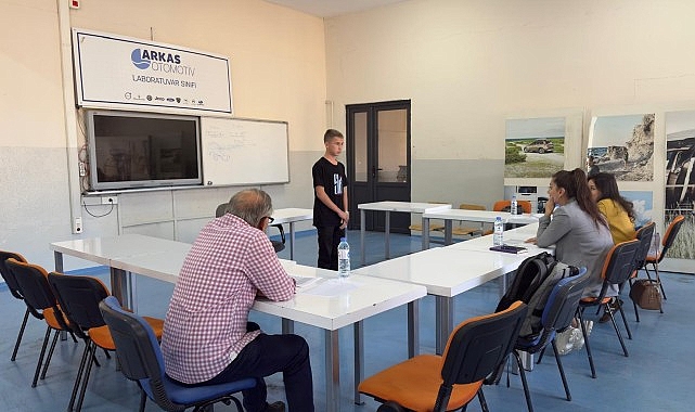 Denizcilik Alanı &Ouml;ğrencileri Protokol Sınıfı M&uuml;lakatıyla Sekt&ouml;re Hazırlanıyor