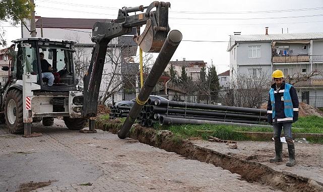 Derince&rsquo;de Altyapı &Ccedil;alışmaları T&uuml;m Hızıyla S&uuml;r&uuml;yor
