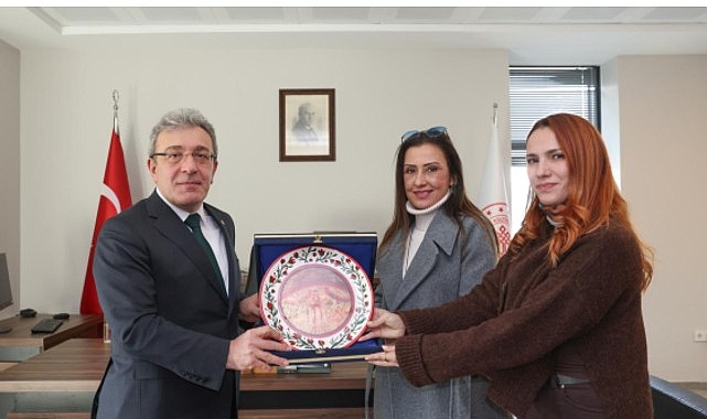 DE&Uuml; Rekt&ouml;r&uuml; Prof. Dr. Bayram Yılmaz, İznik&rsquo;te Arkeolojik &Ccedil;alışmaları Yerinde Değerlendirdi