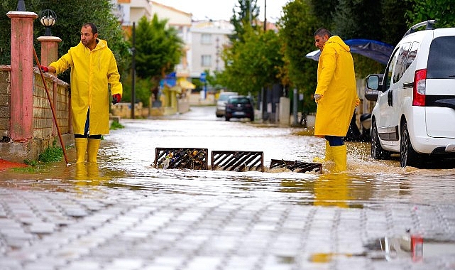 Didim Belediyesi Ekiplerinden Yağış Sonrası Anında M&uuml;dahale
