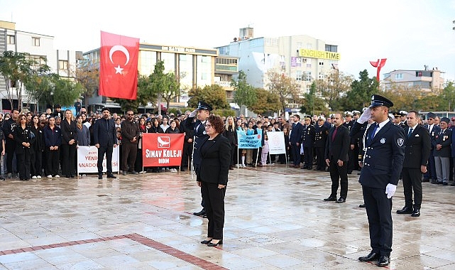 Didim, Ulu &Ouml;nder Mustafa Kemal Atat&uuml;rk&rsquo;&uuml; Saygı ve &Ouml;zlemle Andı