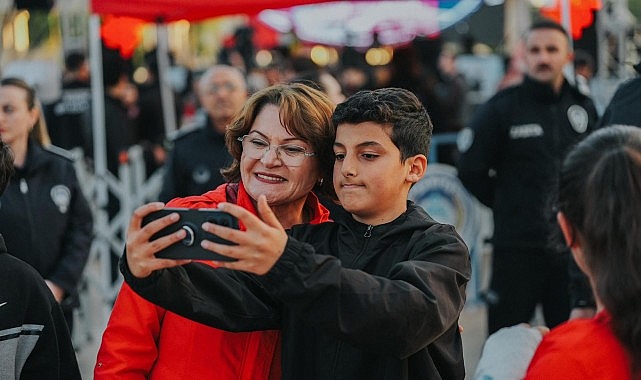 Didim&rsquo;de 23 Nisan Coşkusu Kente Yayıldı