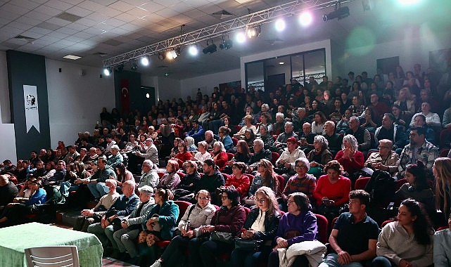 Didim&rsquo;de &lsquo;Kadın Kadına &Ouml;zg&uuml;rl&uuml;k&rsquo; Oyunu Yoğun İlgi G&ouml;rd&uuml;