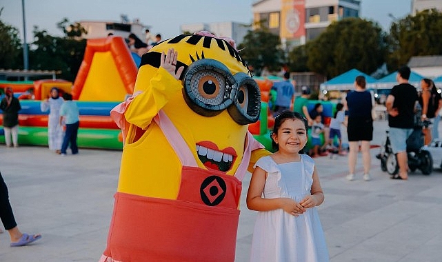 Didimli &Ccedil;ocuklar Yaz Şenliklerinde Doyasıya Eğlendi