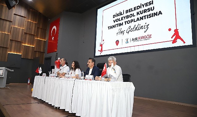 Dikili Belediyesi&rsquo;nden  Voleybol Altyapısına G&uuml;&ccedil;l&uuml; Adım