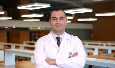 Dr. &Ouml;ğr. &Uuml;yesi Akın Torun uyardı: &ldquo;Kalp krizi artık gen&ccedil;leri de tehdit ediyor&rdquo;