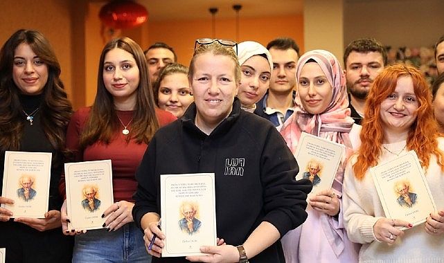 Dr. &Ouml;zden Dere'den yeni kitap: &ldquo;From Utopia to Retrotopia&rdquo;