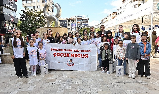 D&uuml;nya Kız &Ccedil;ocukları G&uuml;n&uuml;&rsquo;nde Farkındalık Oluşturuldu