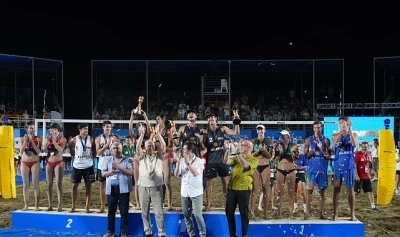 D&uuml;nya plaj voleybolunun kalbi Alanya&rsquo;da attı