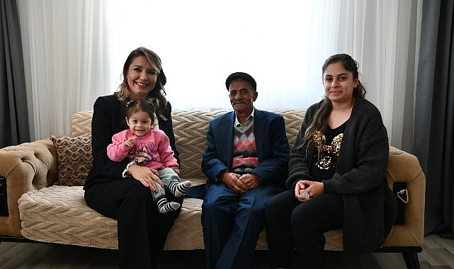 D&uuml;nya Romanlar G&uuml;n&uuml;&rsquo;nde Anlamlı Ziyaret