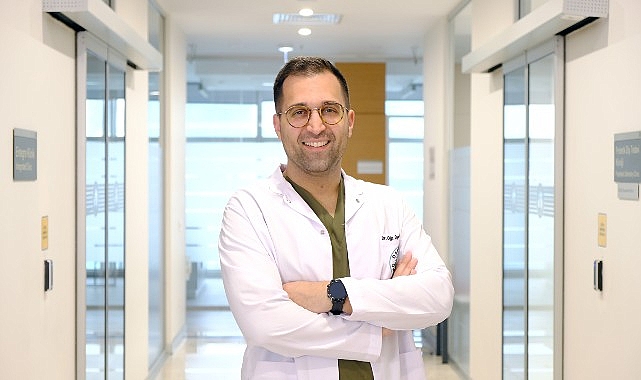 E-max kaplama ile doğal diş g&ouml;r&uuml;n&uuml;m&uuml; korunabiliyor&hellip;