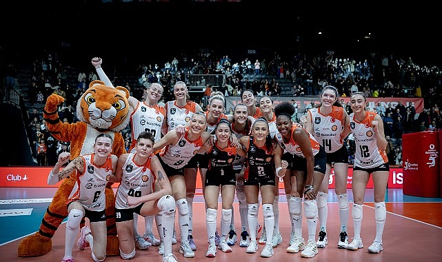 Eczacıbaşı Dynavit&rsquo;ten evinde net galibiyet