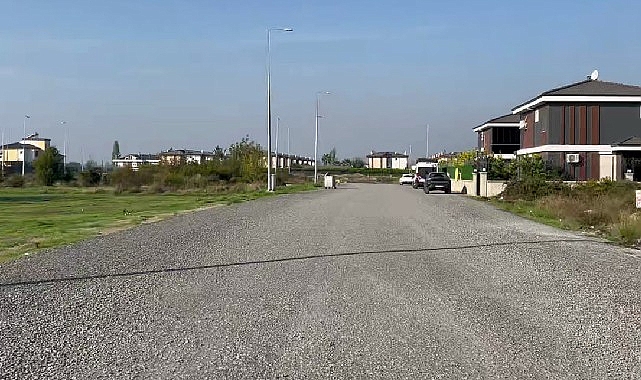 Edremit Belediyesi &ccedil;alışıyor, Hamidiye Mahallesi yenileniyor